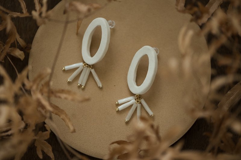 Tao│陶系列 - 椭 - 耳环/耳夹 - 其他材质 白色
