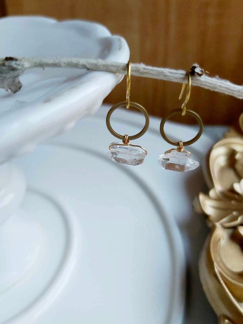 心忱-赫基蒙水晶 黄铜耳环 可改夹 - 耳环/耳夹 - 水晶 透明