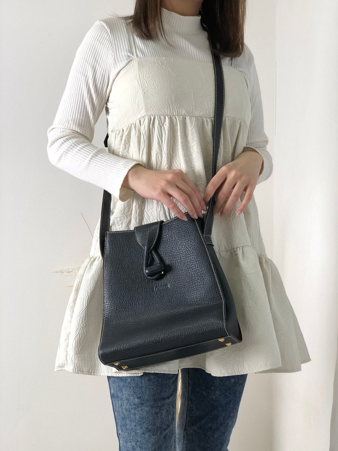 【日本直邮，名牌二手包装】LOEWE Toggle 转锁单肩包 海军蓝 Vintage vintage old weemhe - 侧背包/斜挎包 - 真皮 蓝色