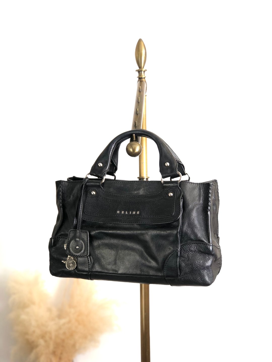 【日本直送 名牌中古包】CELINE 赛琳 手提包 黑色 Logo 皮革 马车 珑珑包 vintage 古董 v5s4uu - 手提包/手提袋 - 真皮 黑色