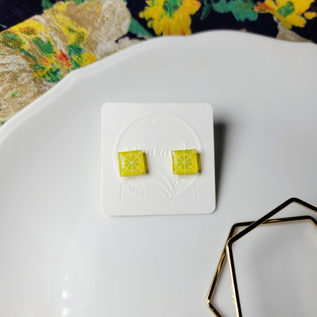 窗花叙事 烂漫黄 花砖 手绘热缩片 耳环 - 耳环/耳夹 - 不锈钢 黄色
