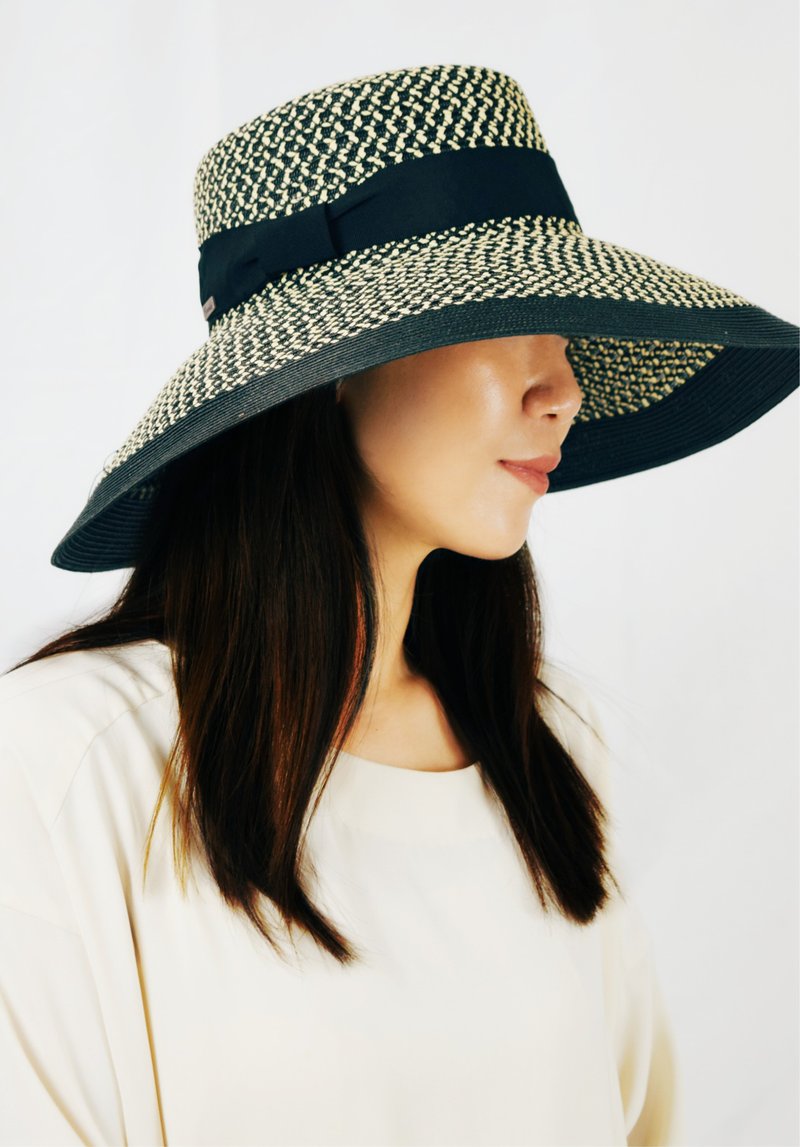 古典巴洛克-奢华黑(超级遮阳) - 帽子 - 纸 黑色