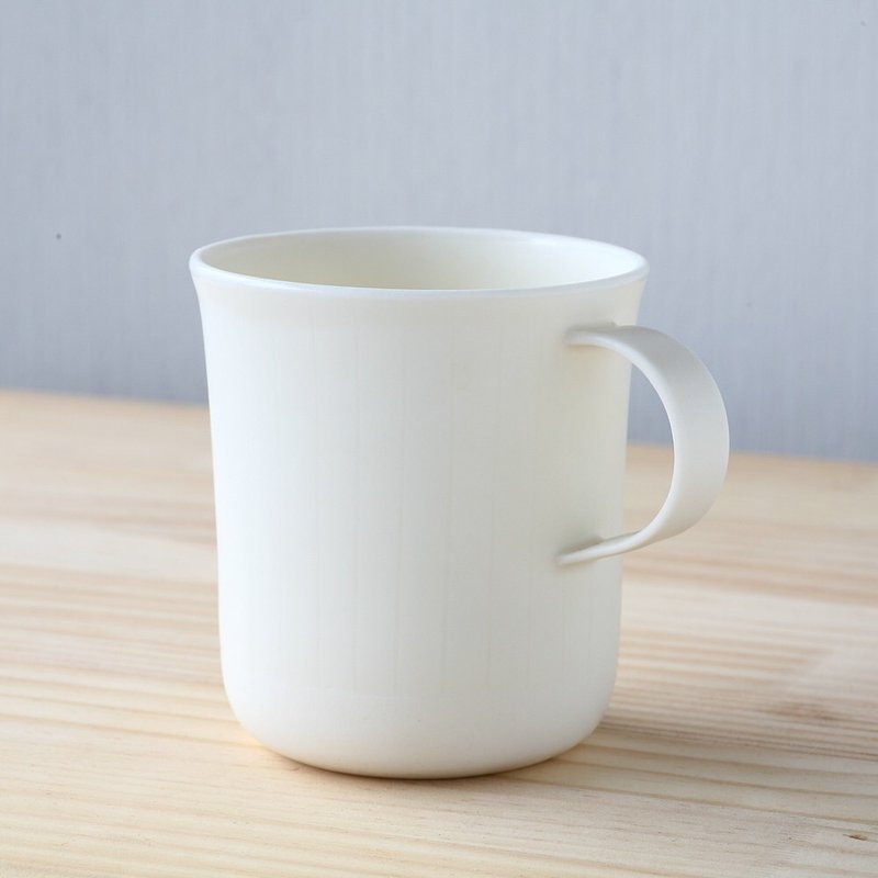 白瓷杯大咖啡 - 咖啡杯/马克杯 - 陶 白色