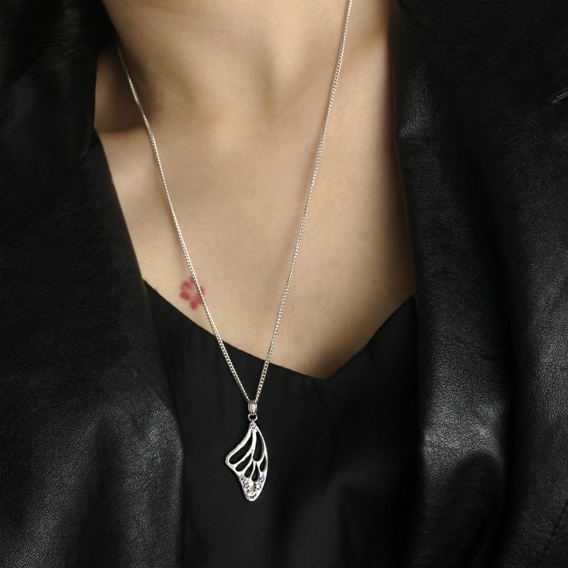 韩国传统蝴蝶翅膀银项链 / Saeng - 1 - 项链 - 其他金属 银色