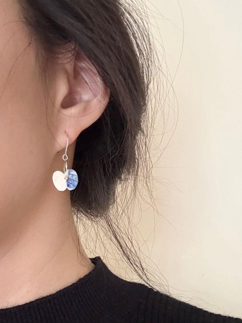 羊蹄甲白瓷纯银耳环 - 耳环/耳夹 - 瓷 蓝色
