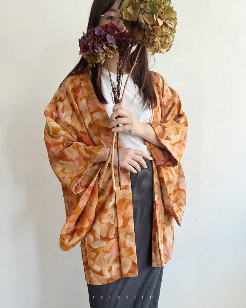 日本制和风印花薄款橘黄色古着羽织和服外套 - 女装休闲/机能外套 - 聚酯纤维 橘色