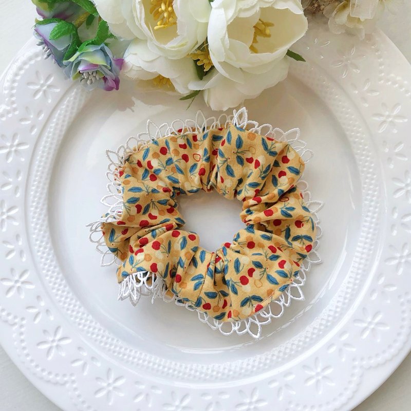 棉布拼接精致蕾丝大肠圈发圈-橘底红果子 - 发饰 - 棉．麻 橘色