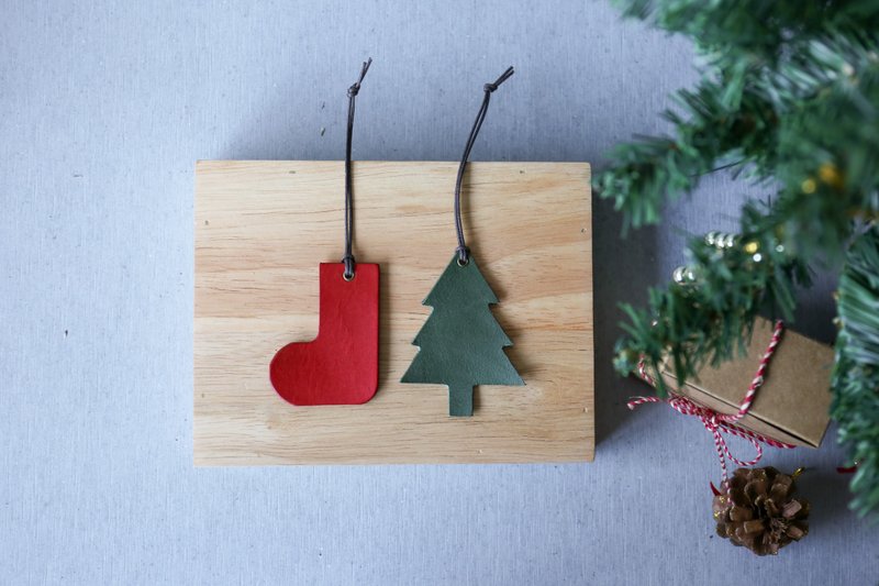 ▎圣诞节系列  ▎造型书签(吊饰／礼物卡／钥匙圈) 一组两个 - 书签 - 真皮 咖啡色