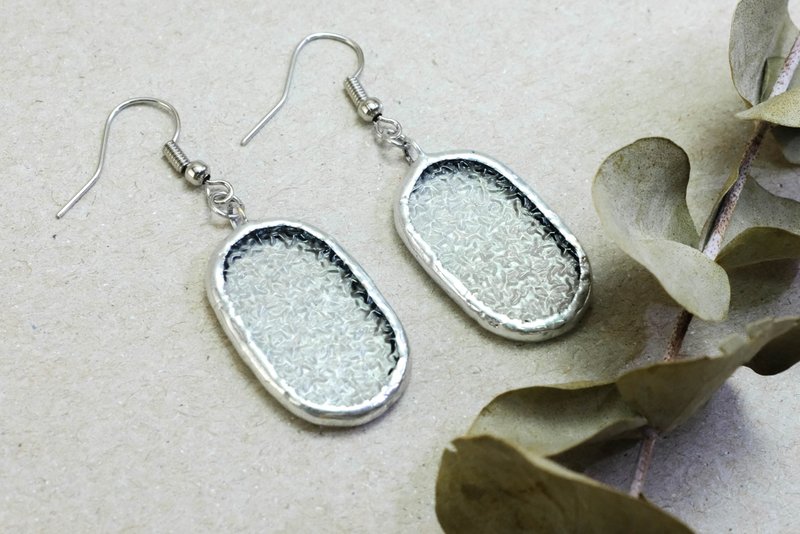 透明 | 香梨花玻璃耳环 - 耳环/耳夹 - 玻璃 透明