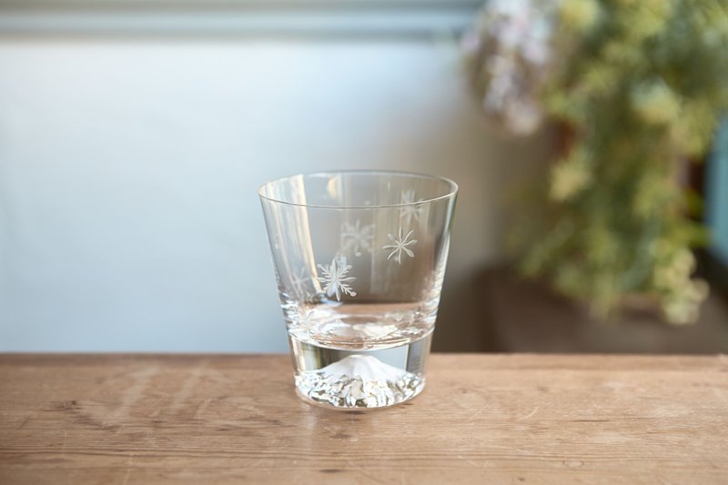 日本田岛硝子 日本制富士山雕花威士忌杯 富士山杯-冰晶款 - 玻璃杯 - 玻璃 透明