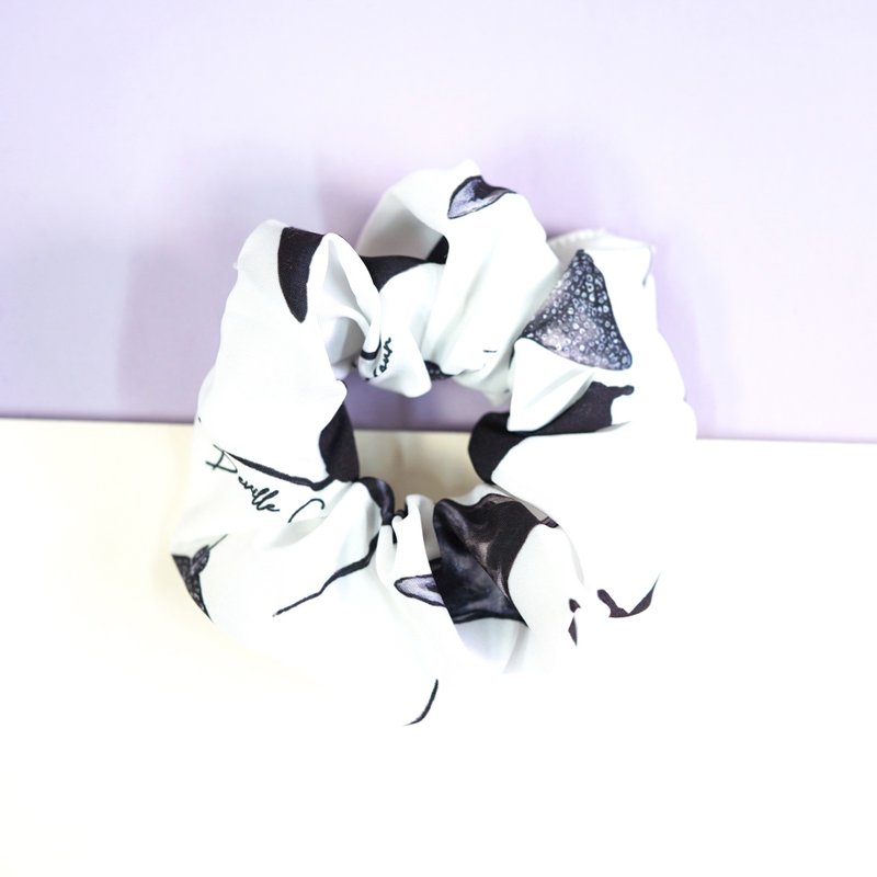 【Manta】魔鬼鱼 水彩插画 仿丝缎 发圈 束发带 魟鱼 - 发带/发箍 - 其他人造纤维 黑色