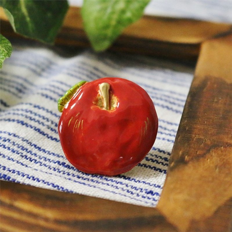 Near Brooch Near / pin brooch PB050 - 胸针 - 其他金属 红色