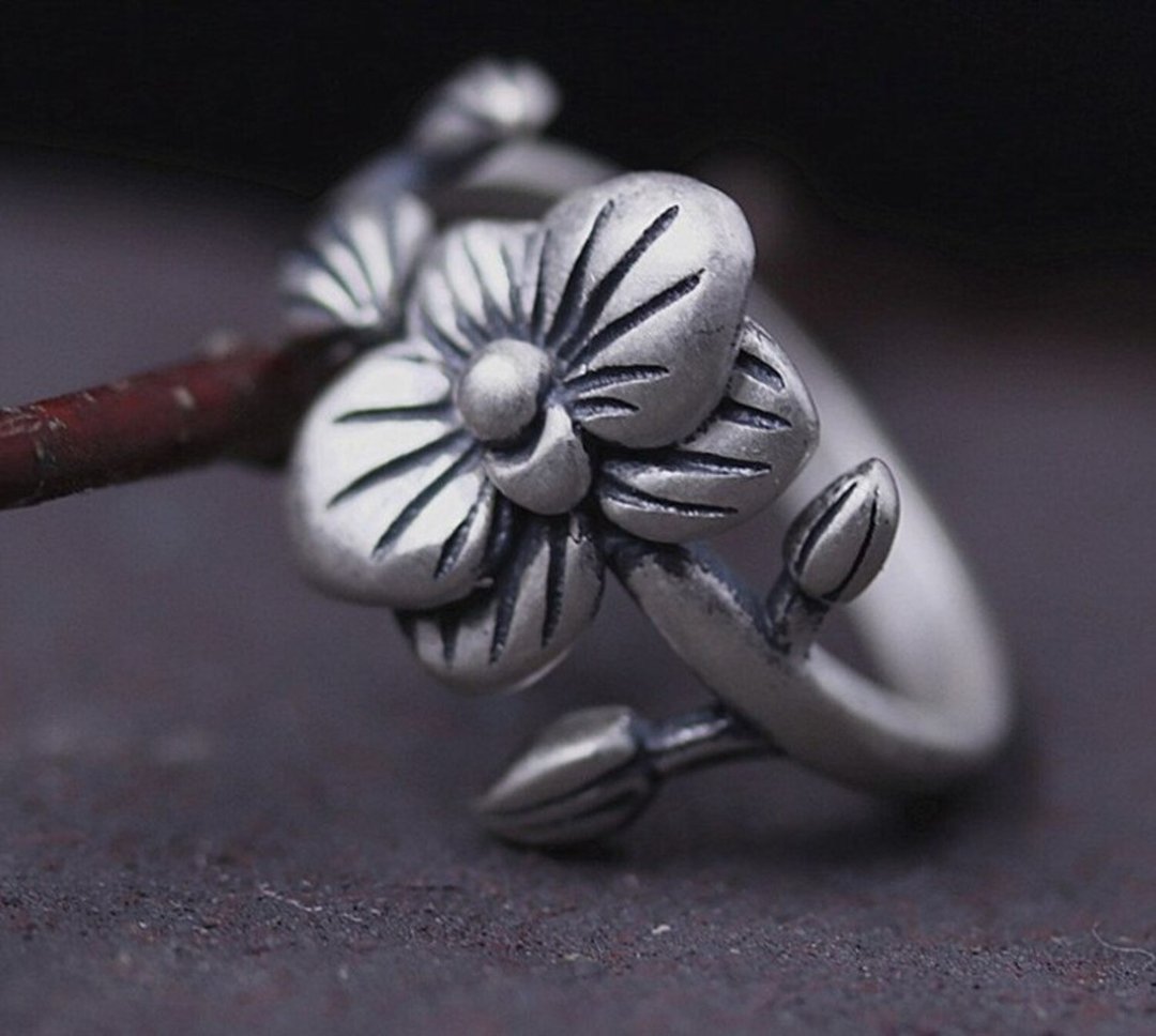 Real S 999 Silver Plum Flower Fine Jewelry Handmade Engraved Floral Finger Rings - 戒指 - 纯银 银色