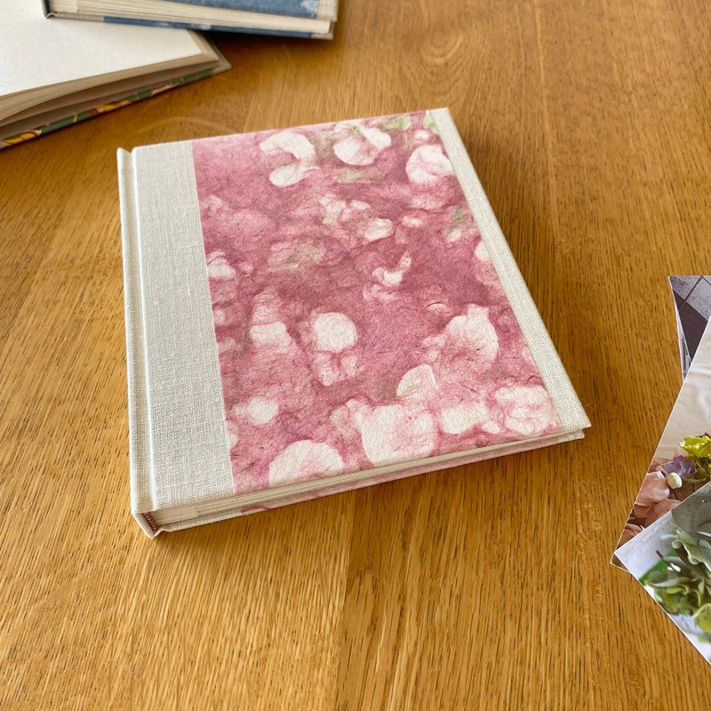 晕染图案纸手工相册 - 相簿/相册 - 纸 粉红色