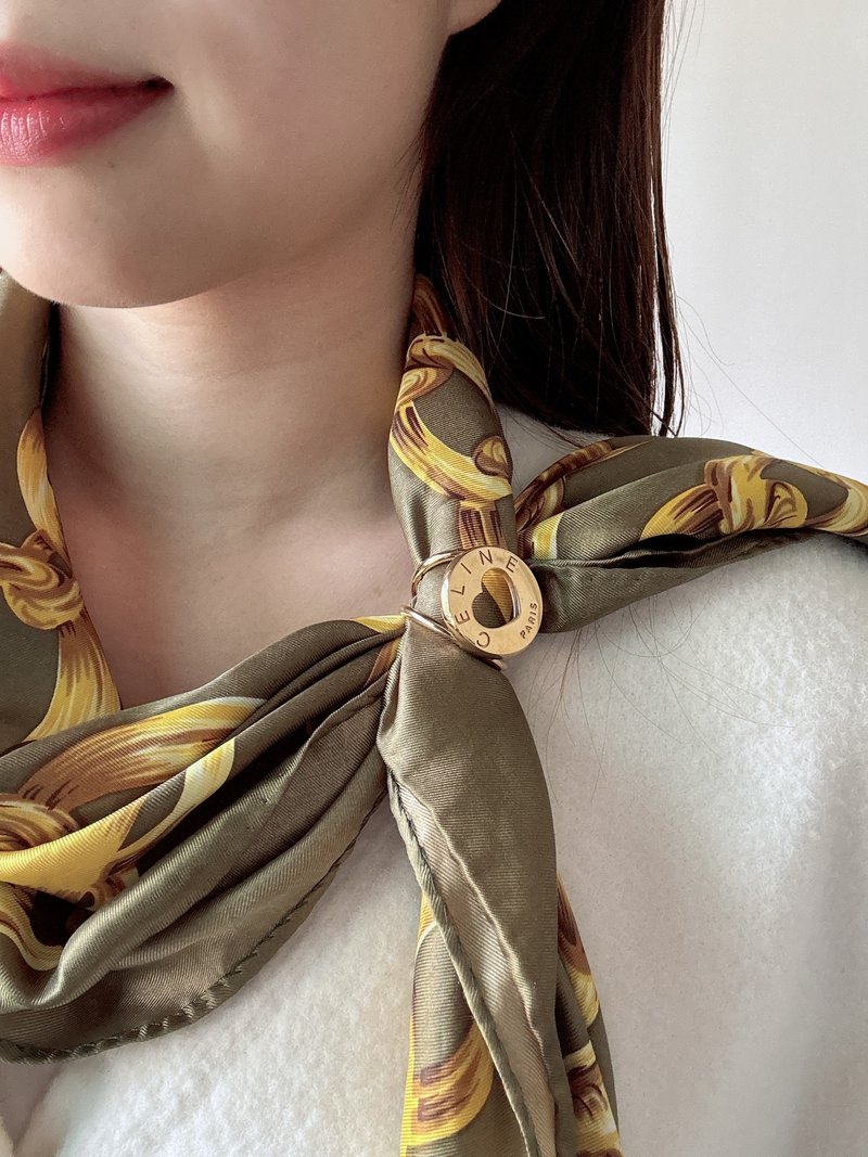 中古正品 Celine 思琳爱心镀金丝巾环 心形丝巾扣 法国制 - 丝巾 - 其他金属 金色