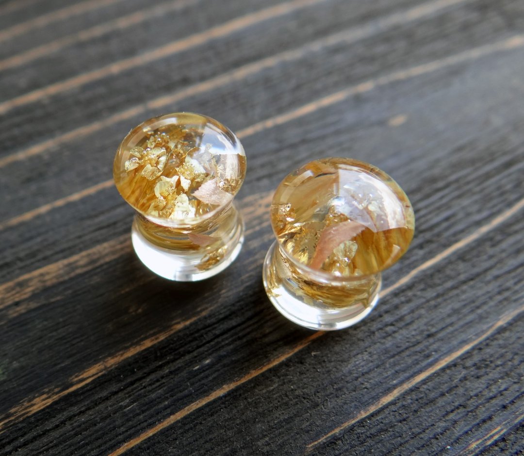 Yarrow plant plug earrings 2g 0g 00g 4g ear tunnels Floral Dried herbs - 耳环/耳夹 - 植物．花 金色