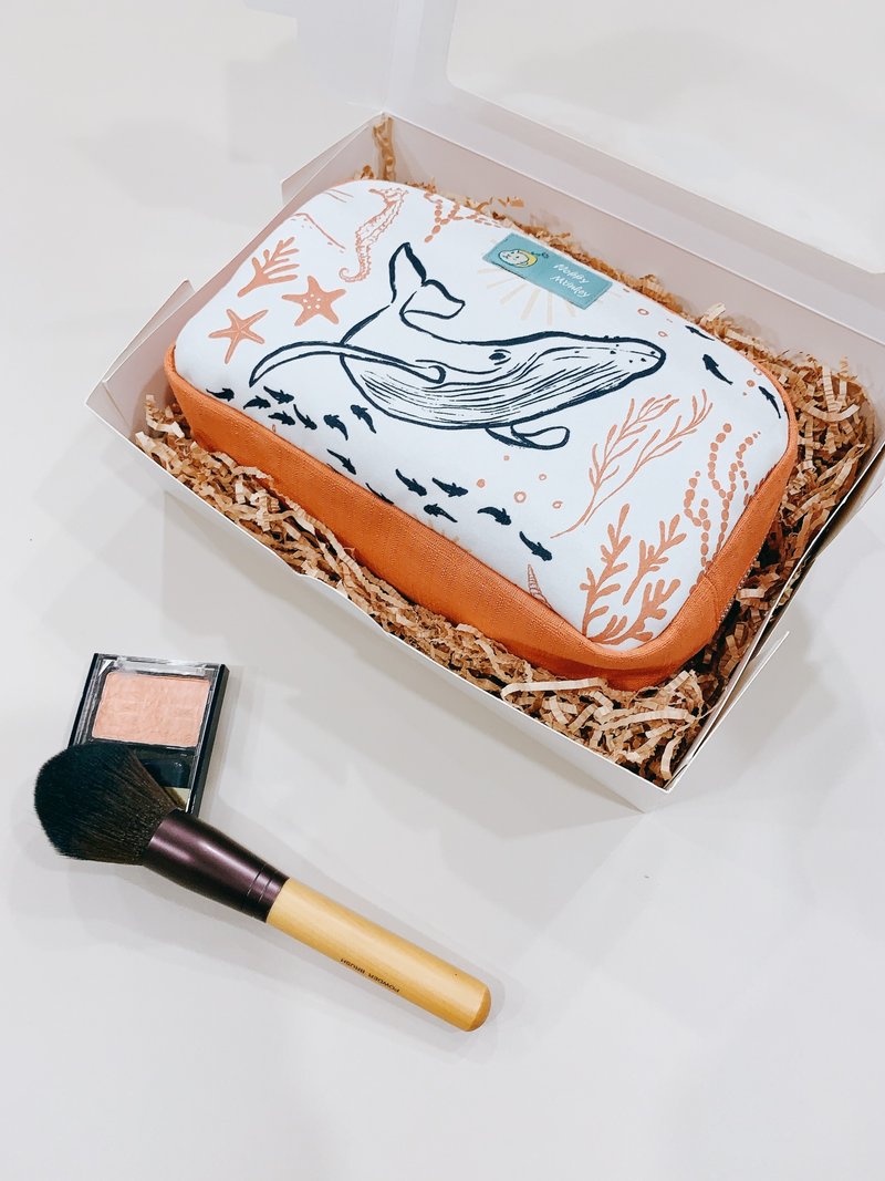大翅鲸化妆包-晨曦橘 - 手拿包 - 棉．麻 橘色