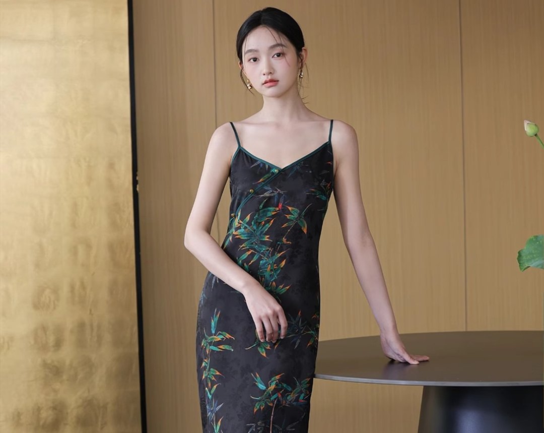 竹溪 新中式中国风 改良汉服交领 仿香云纱提花吊带裙 - 裙子 - 其他材质 黑色