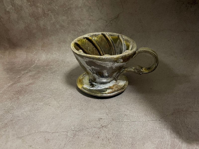 柴烧咖啡滤杯-二次烧 - 咖啡壶/周边 - 陶 卡其色