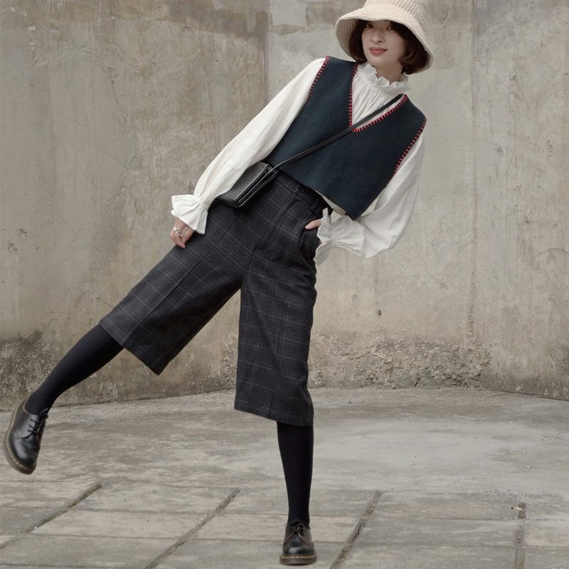 黑灰格纹阔腿五分裤|裤子|秋冬款|涤纶|Sora-375 - 女装长裤 - 其他人造纤维 黑色