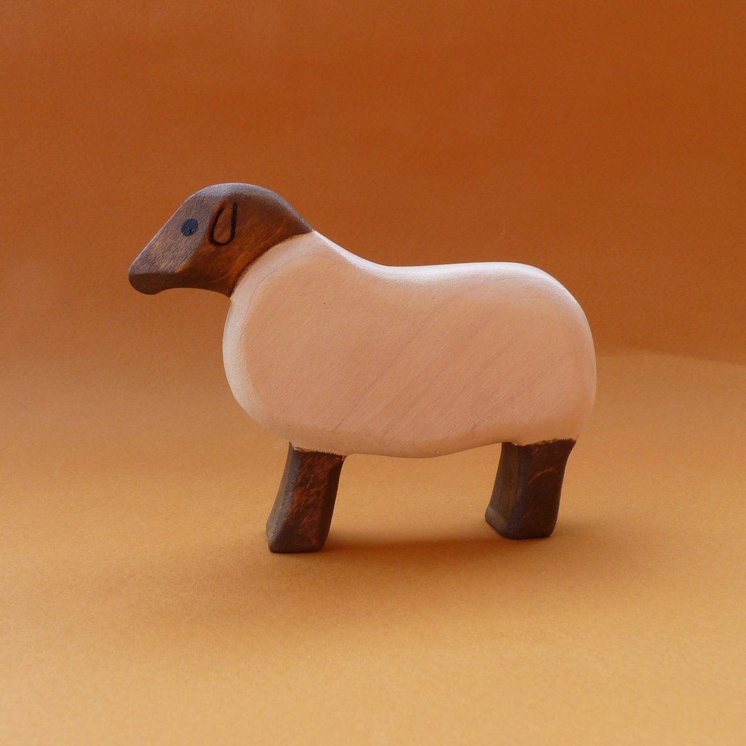 Wooden sheep toy - Wooden farm animals - Wooden sheep figurine - Wooden lamb toy - 玩具/玩偶 - 木头 白色