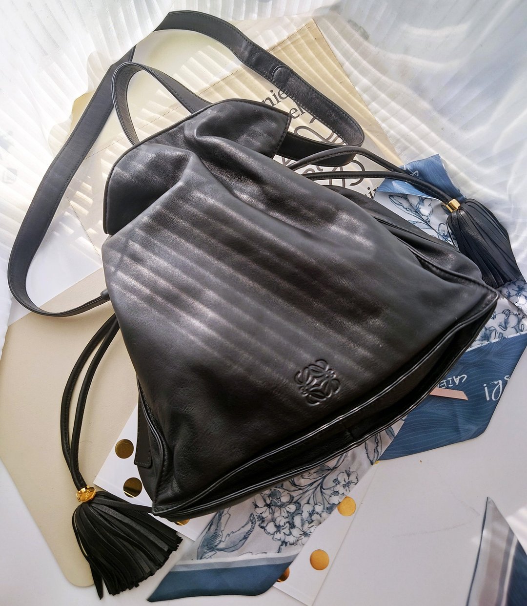 中古包 Loewe Flamenco 中流苏包束口袋肩背包斜挎包单肩包束绳包 - 侧背包/斜挎包 - 真皮 黑色