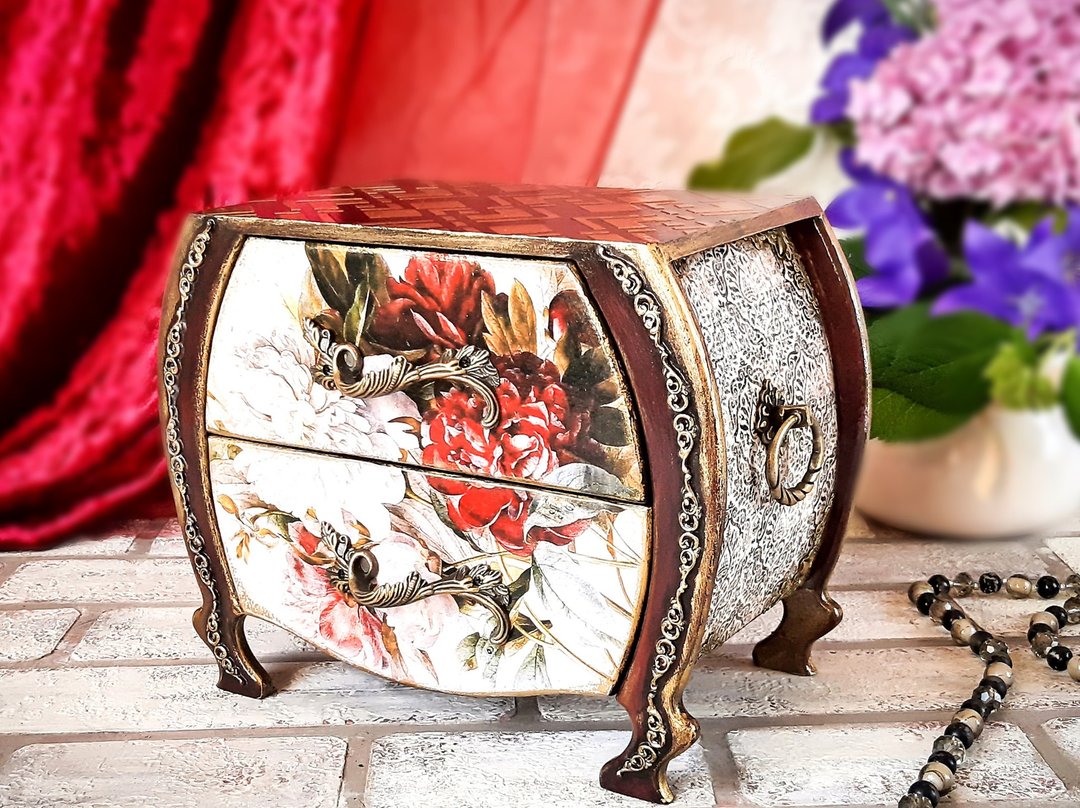 Jewelry wood box Cool gift for women Wooden mini dresser Small chest of drawers - 收纳用品 - 木头 红色