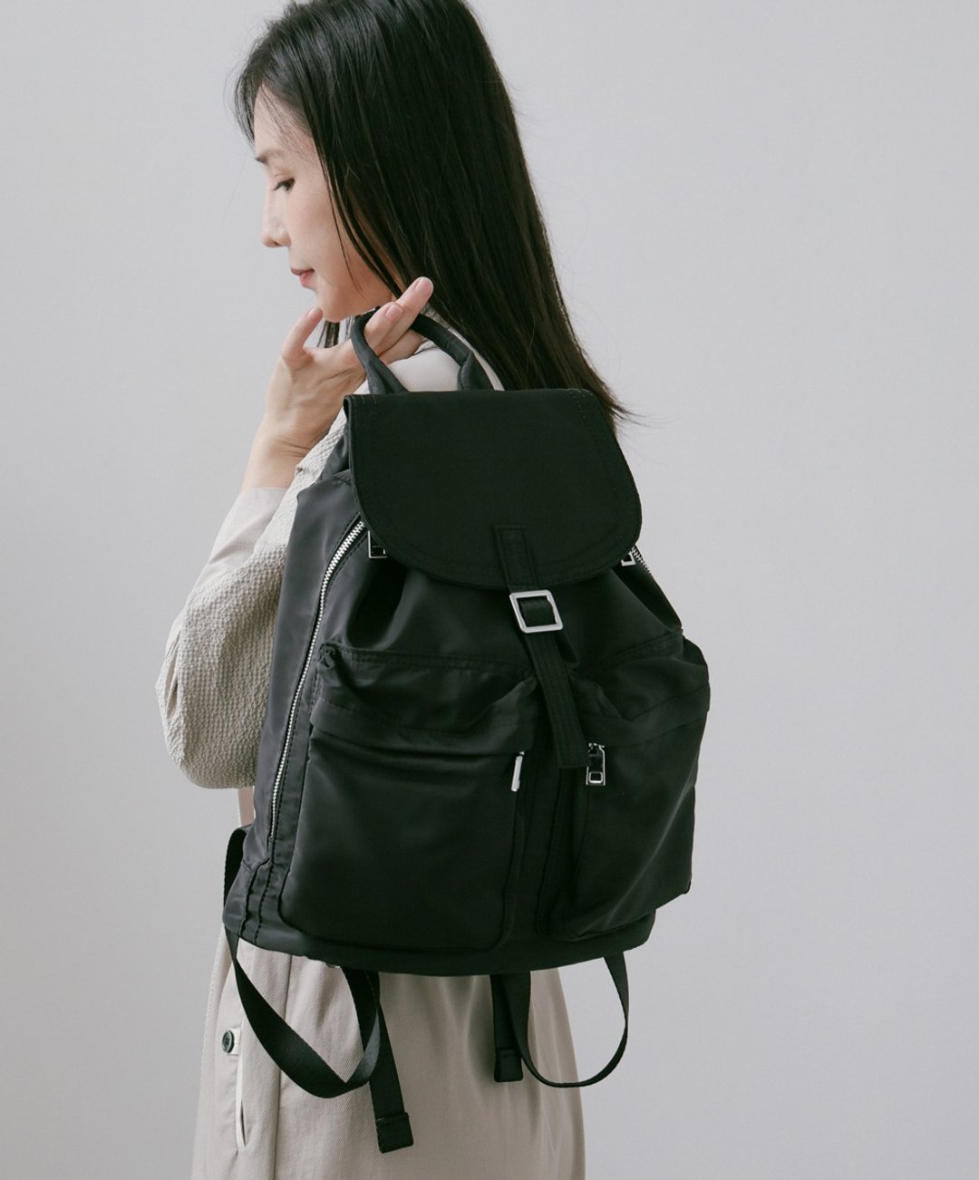 supportingrole 多分层空间俐落多用后背包 黑 - 后背包/双肩包 - 其他人造纤维 黑色