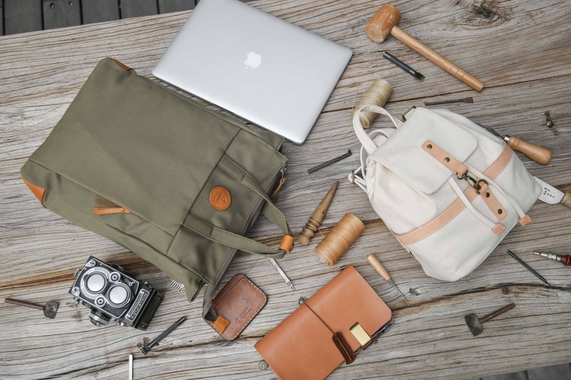 情侣超值福袋/帆布肩背手提兩用後背包+帆布迷你後背包 - 后背包/双肩包 - 棉．麻 绿色