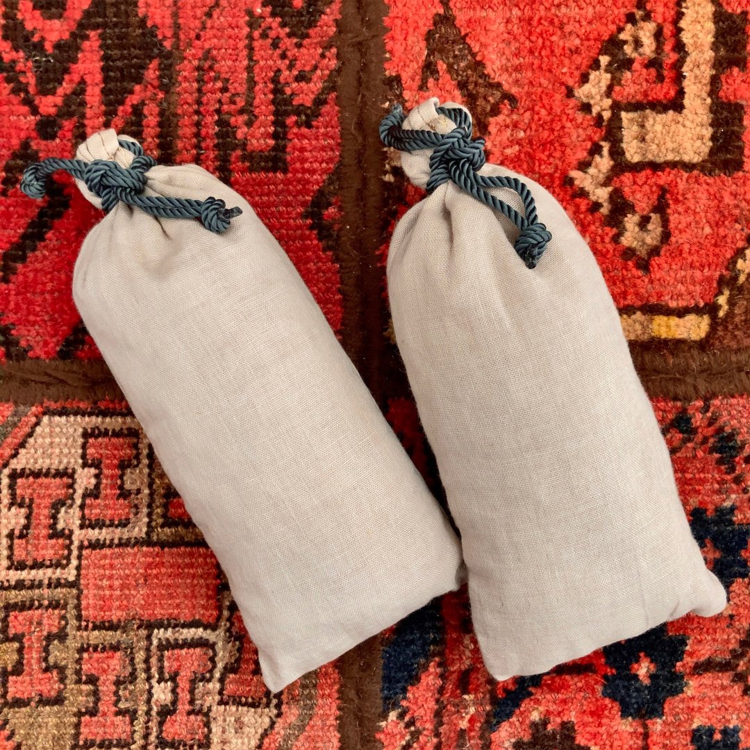 Deodorizing sustainable Hinoki shoe keepers L size cypress dyed linen sachet - 其他 - 棉 