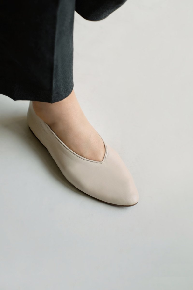 Ahha Flats Caramel (米杏) 极简。平底 | WL - 芭蕾鞋/娃娃鞋 - 真皮 卡其色