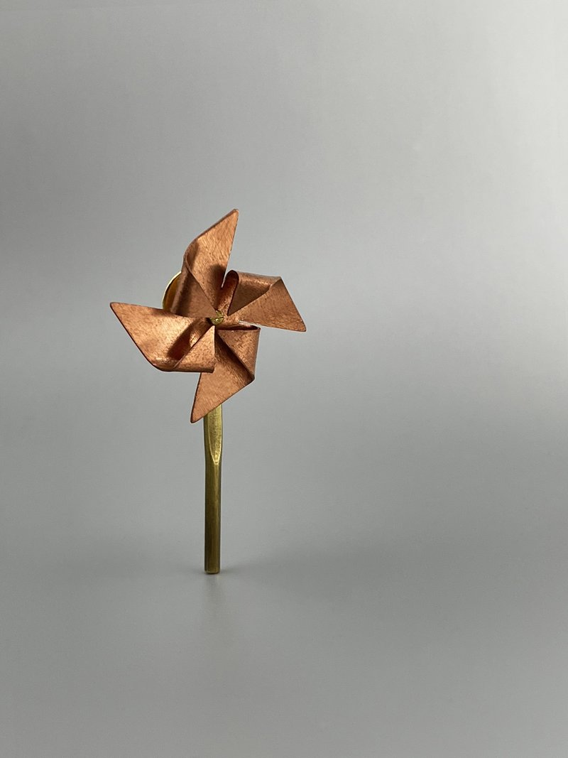 金工小风车别针 - 胸针 - 铜/黄铜 金色