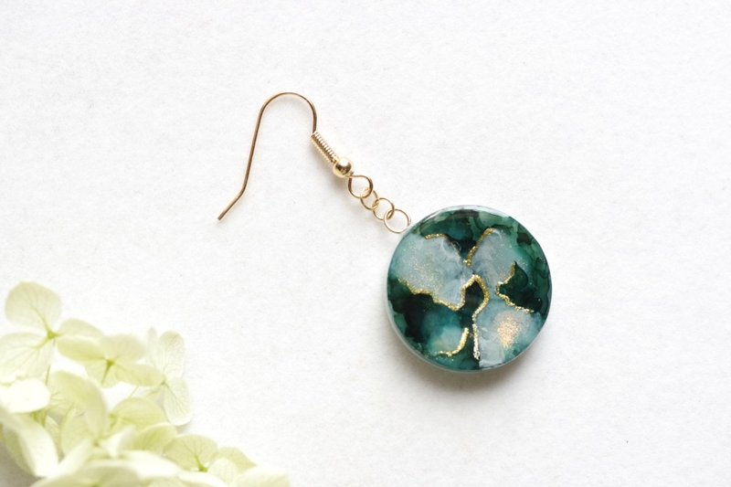 树脂艺术 圆形耳环・月光森林 - 耳环/耳夹 - 树脂 绿色