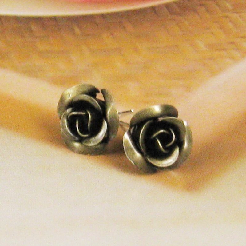 青古铜立体玫瑰花耳环 - 耳环/耳夹 - 铜/黄铜 卡其色