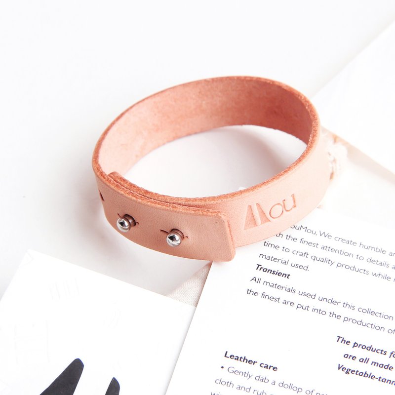 Single Wrap Leather Bracelet - 手链/手环 - 真皮 咖啡色