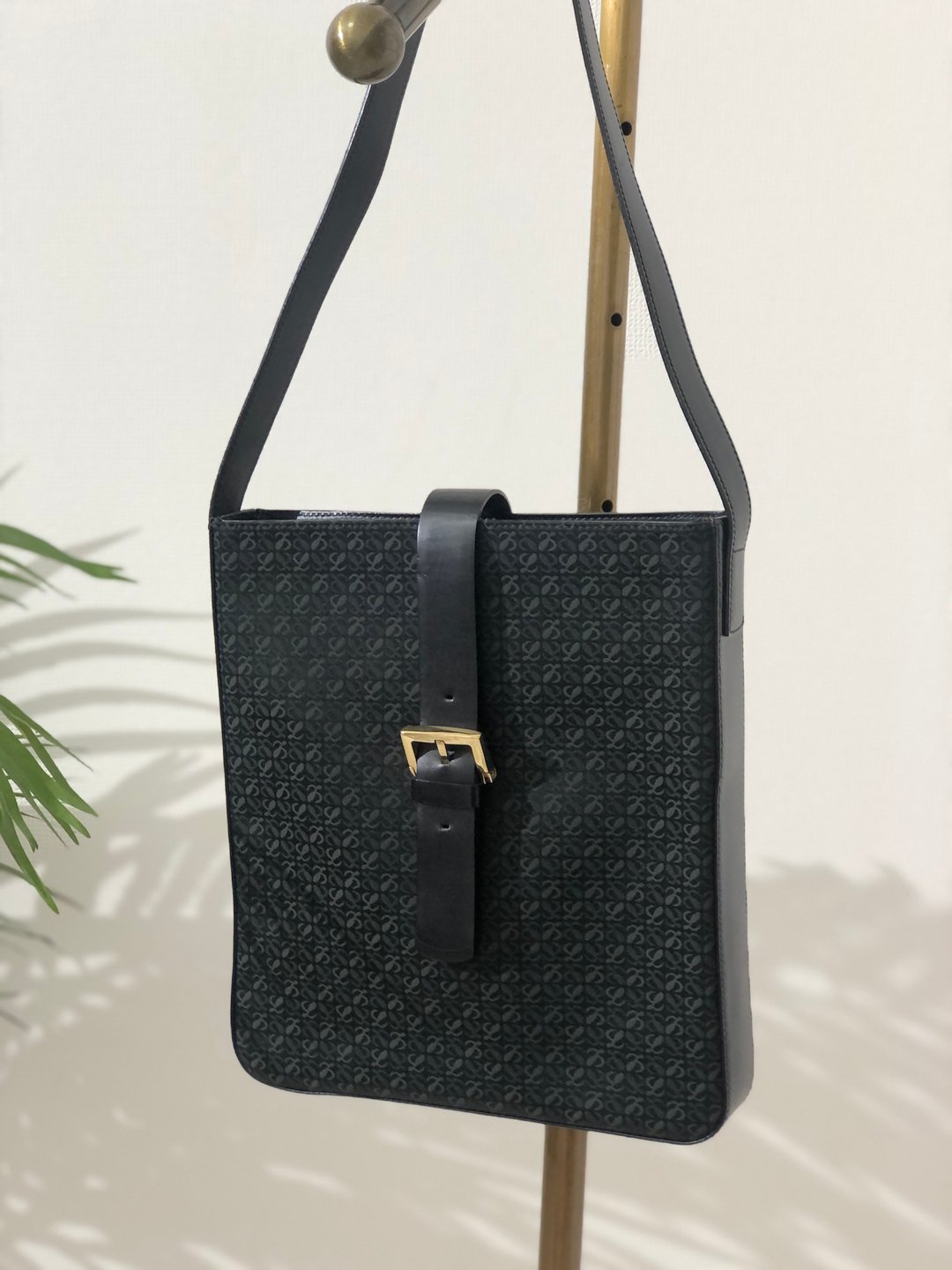 【日本直运名片二手包】LOEWE罗意威整纹前带皮革x尼龙单肩包黑复古7hprps - 手提包/手提袋 - 真皮 黑色