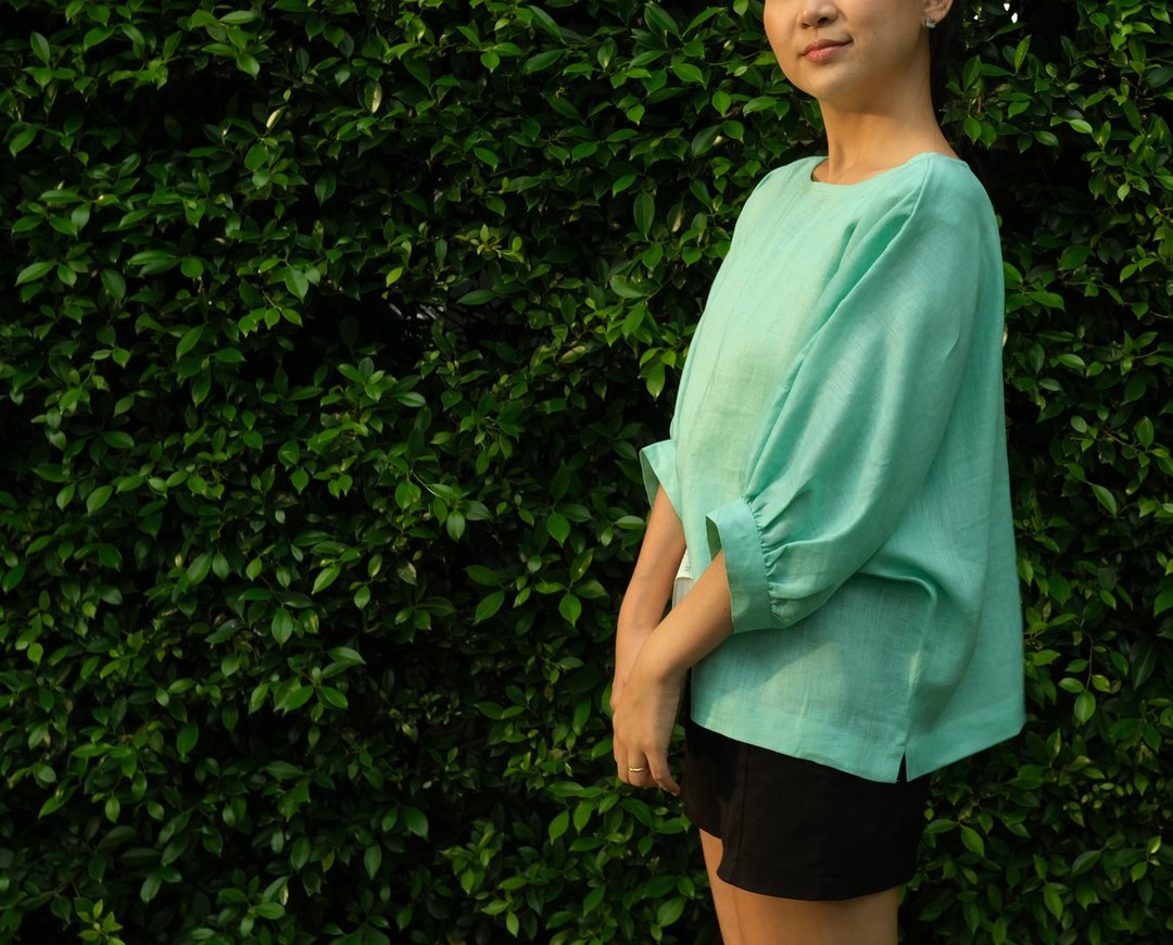 mint green balloon sleeve linen blouse / 100% linen / loosely style - 女装上衣 - 亚麻 绿色