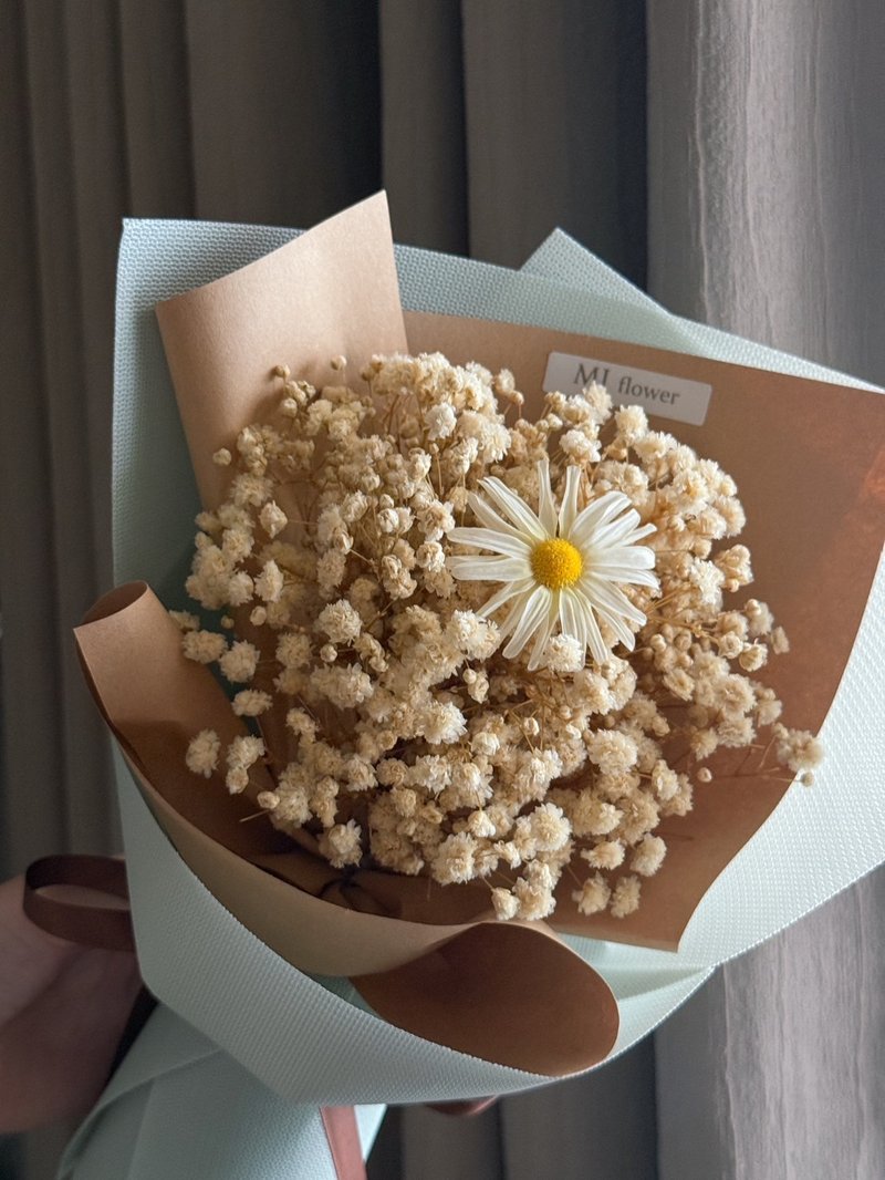 mjflower梅姬花氏-限定毕业季永生满天星花束- 永生花 毕业花束 - 干燥花/捧花 - 植物．花 多色