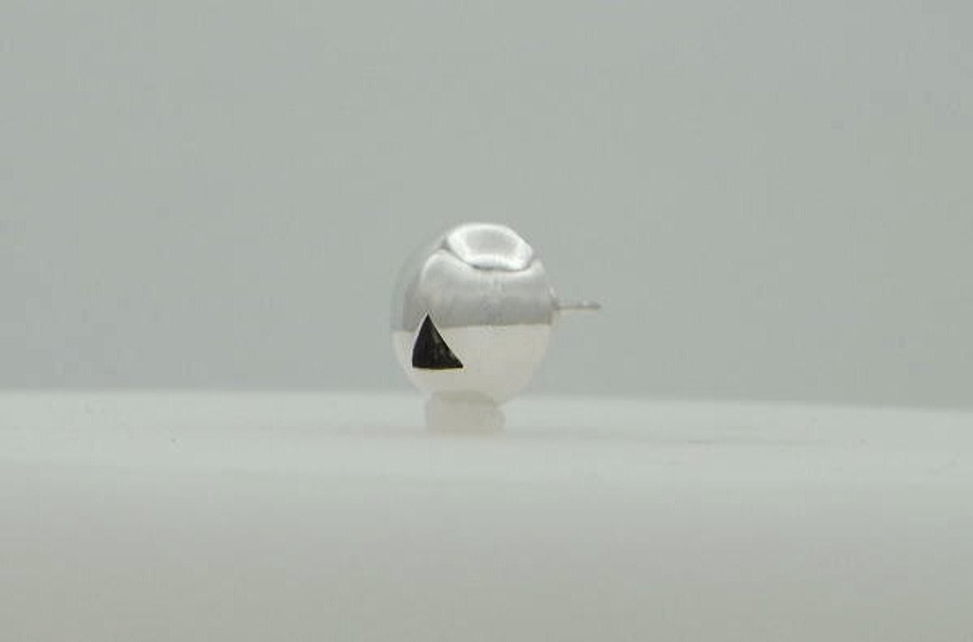 triangle anti smile_S Pierce (s_m-O.54) 銀 耳釘 穿孔耳环 sterling silver stud earring - 耳环/耳夹 - 纯银 银色