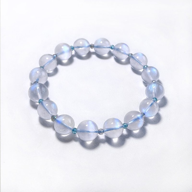 天然矿石 高等级 冰蓝月光石 10 mm 手链 - 手链/手环 - 宝石 透明