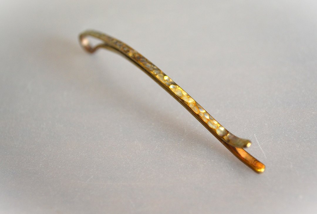 Titanium hairpin・75mm・纯钛发簪=锤目纹・金・长版= - 发饰 - 其他金属 金色