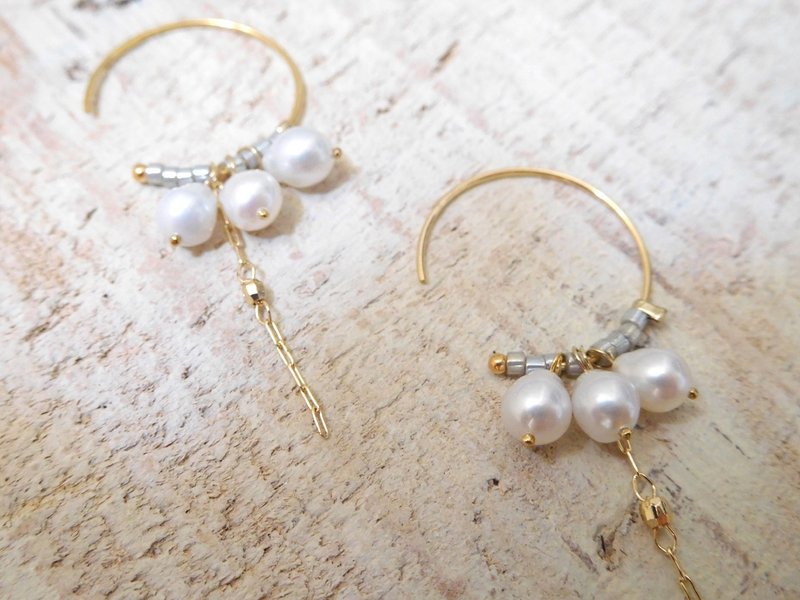 包14k金中型c圈水滴珍珠耳环 不可改夹 - 耳环/耳夹 - 其他材质 金色