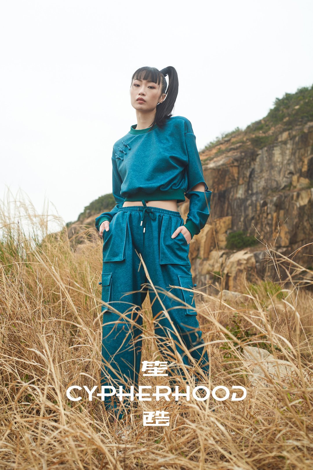 Cypherhood ANNIE 女装 Cutout 镂空设计运动卫衣 - 女装上衣 - 棉 