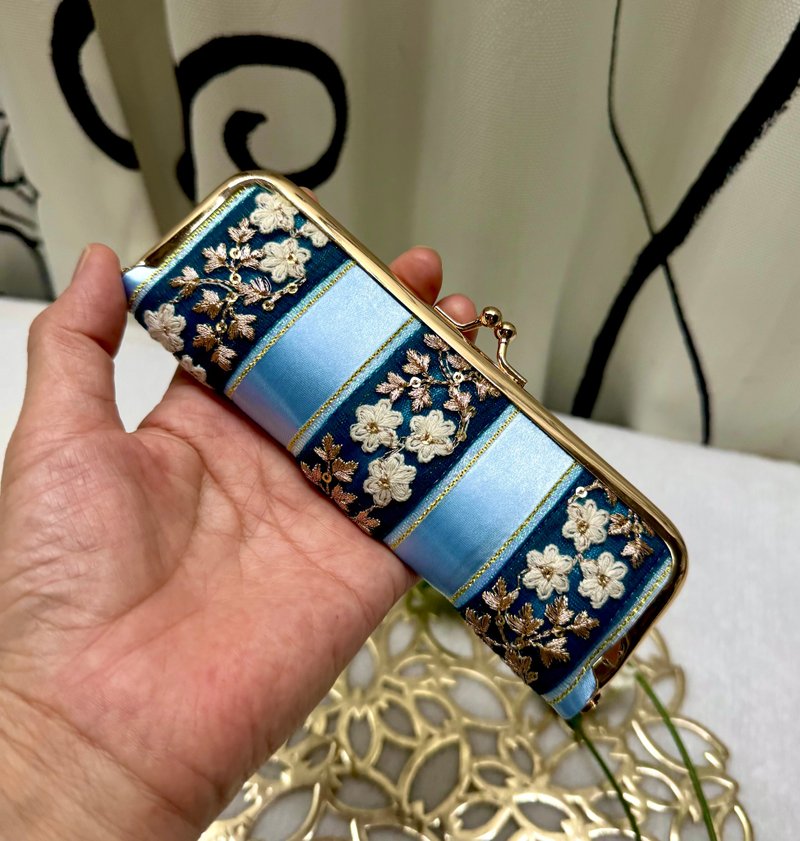 ─ 令人不经意扬起嘴角 的可爱 ─ 可分类收纳零钱包 No.162 - 零钱包 - 棉．麻 蓝色