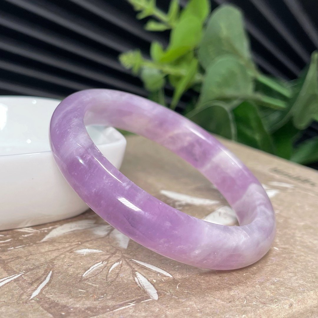 福利款 稀有紫锂辉手镯52MM 星光猫眼薰衣草紫水晶手环 柔润淡雅 - 手链/手环 - 水晶 紫色