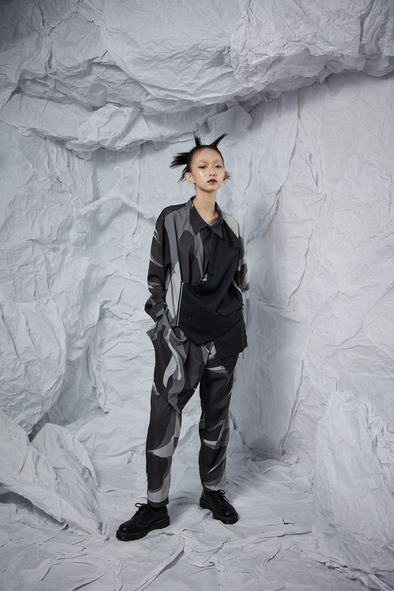 INF 22SS 2D黑印花西装背心解构长衬衫 - 女装衬衫 - 聚酯纤维 黑色