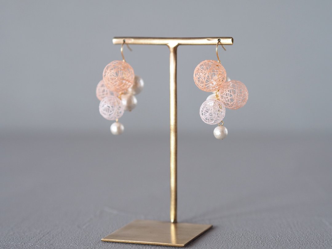 Hirari, thread ball bubble Clip-On, Sakura - 耳环/耳夹 - 丝．绢 黄色