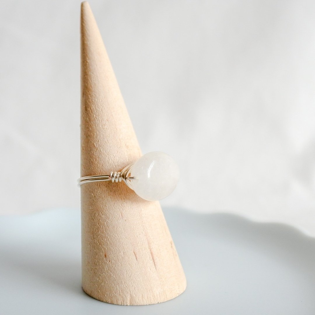 White Jade – Oval – Silver ring – Natural Stone Ring - 戒指 - 其他金属 白色