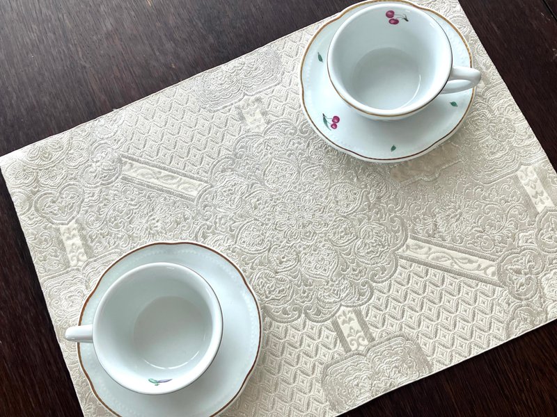 和服带餐垫 PPM002 - 餐垫/桌巾 - 丝．绢 白色