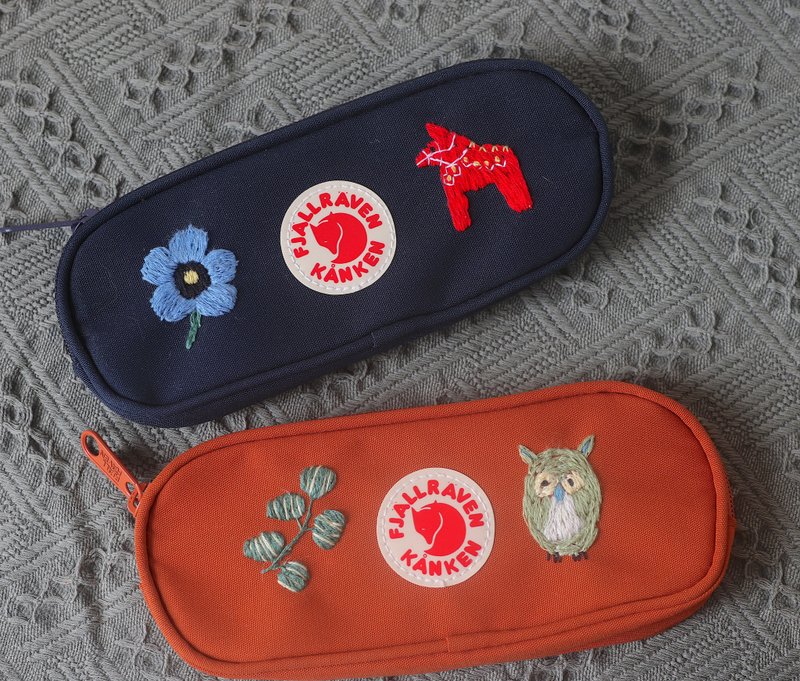 北欧森林猫头鹰与草 马与花 kanken北极狐笔袋 - 铅笔盒/笔袋 - 防水材质 蓝色